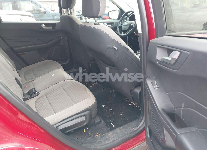 Photo 8 of 2021 Ford Escape SE (VIN 1FMCU0G63MUA98110)