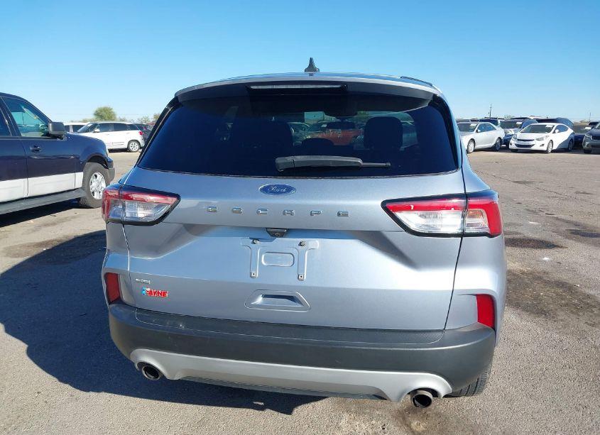 Photo 17 of 2022 Ford Escape SE (VIN 1FMCU0G63NUB11195)