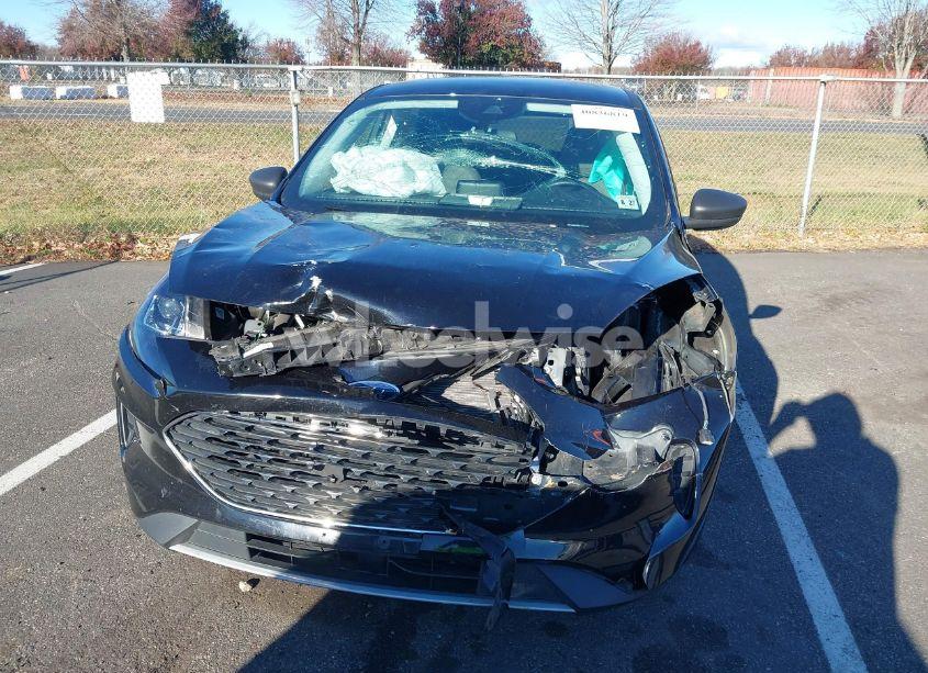 Photo 17 of 2022 Ford Escape SE (VIN 1FMCU0G63NUB14632)