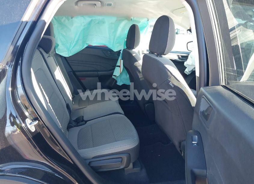 Photo 8 of 2022 Ford Escape SE (VIN 1FMCU0G63NUB14632)
