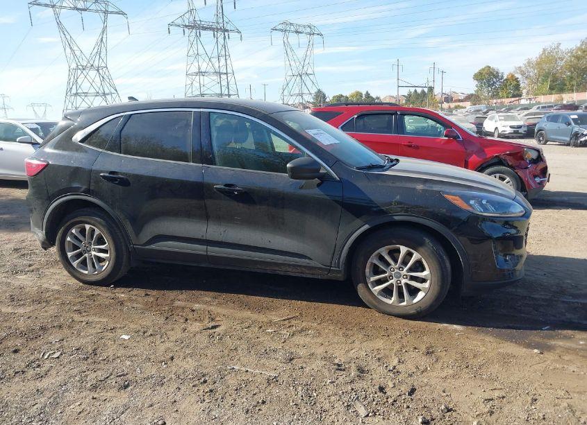 Photo 14 of 2022 Ford Escape SE (VIN 1FMCU0G63NUB67430)