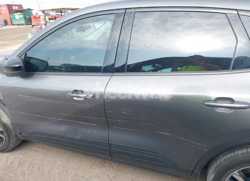 Photo 14 of 2022 Ford Escape SE (VIN 1FMCU0G63NUB91159)