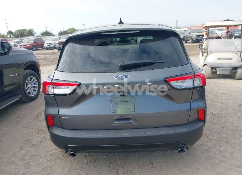 Photo 16 of 2022 Ford Escape SE (VIN 1FMCU0G63NUB91159)