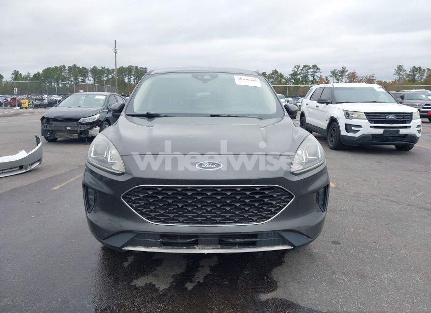 Photo 12 of 2020 Ford Escape SE (VIN 1FMCU0G64LUB55851)