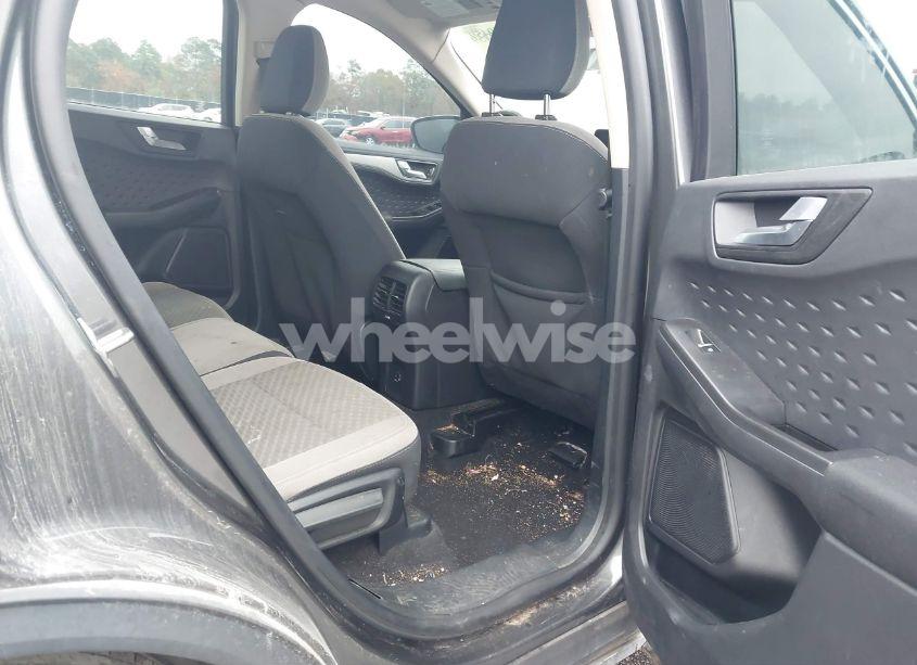 Photo 8 of 2020 Ford Escape SE (VIN 1FMCU0G64LUB55851)