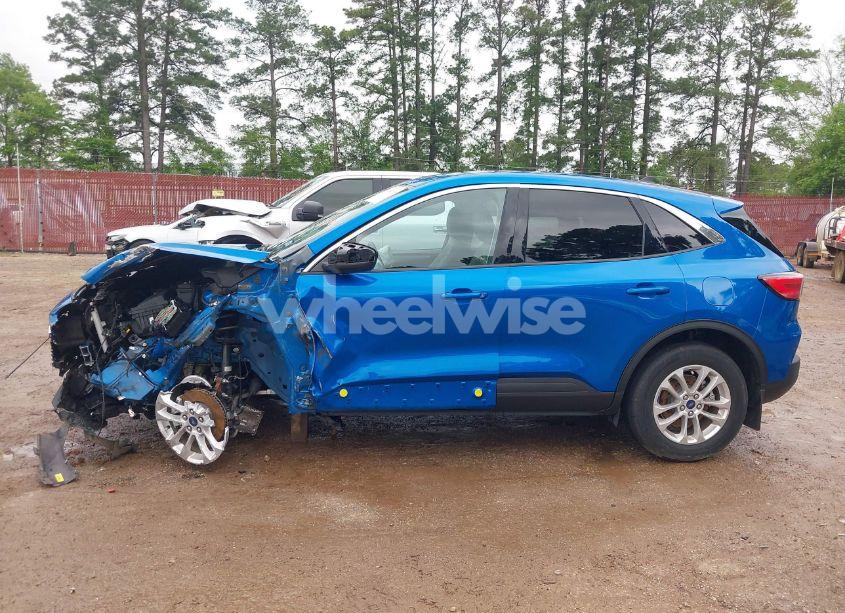 Photo 6 of 2020 Ford Escape SE (VIN 1FMCU0G64LUC08631)