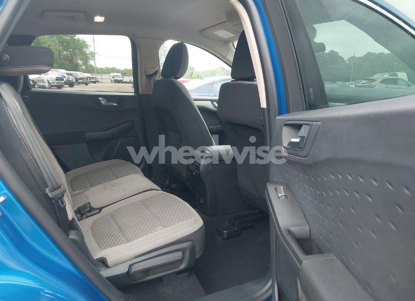 Photo 8 of 2020 Ford Escape SE (VIN 1FMCU0G64LUC08631)