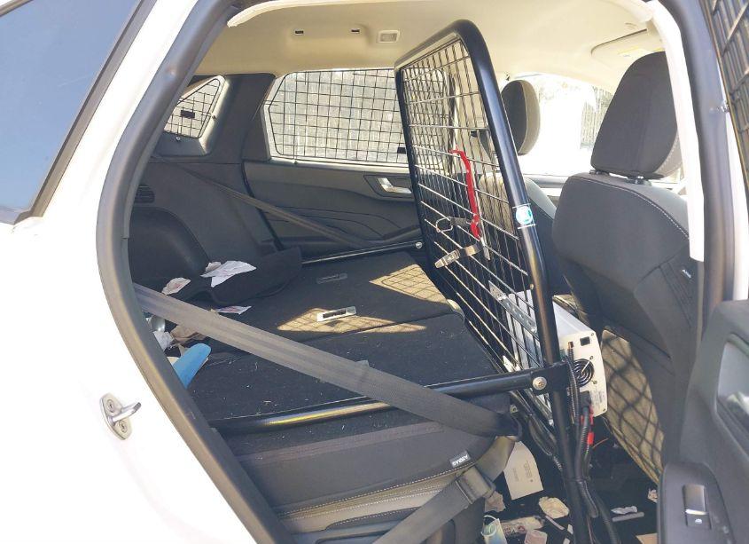 Photo 8 of 2021 Ford Escape SE (VIN 1FMCU0G64MUA69991)