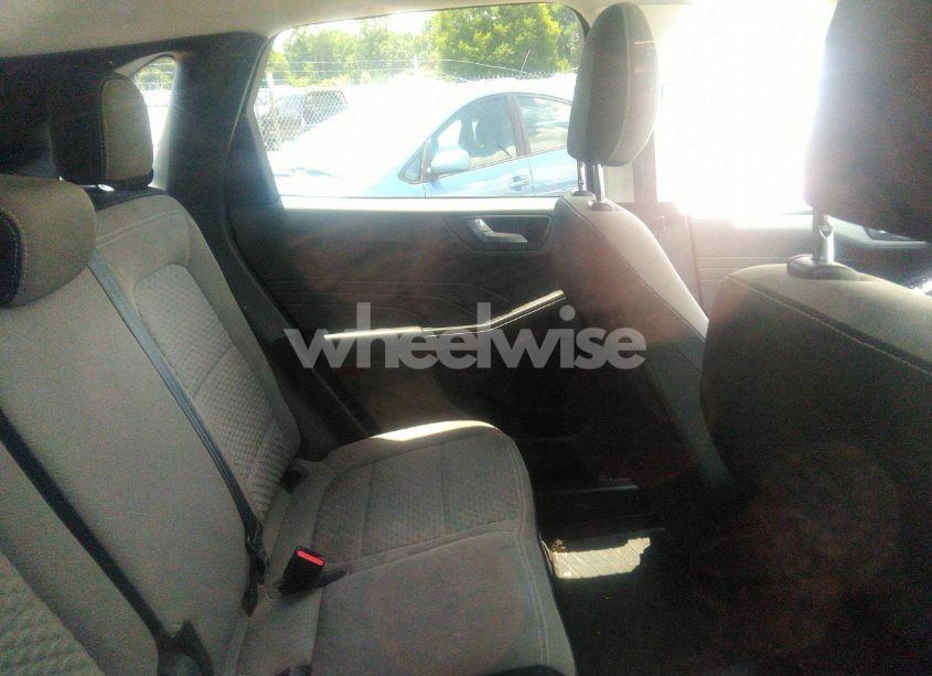 Photo 8 of 2021 Ford Escape SE (VIN 1FMCU0G64MUA90940)