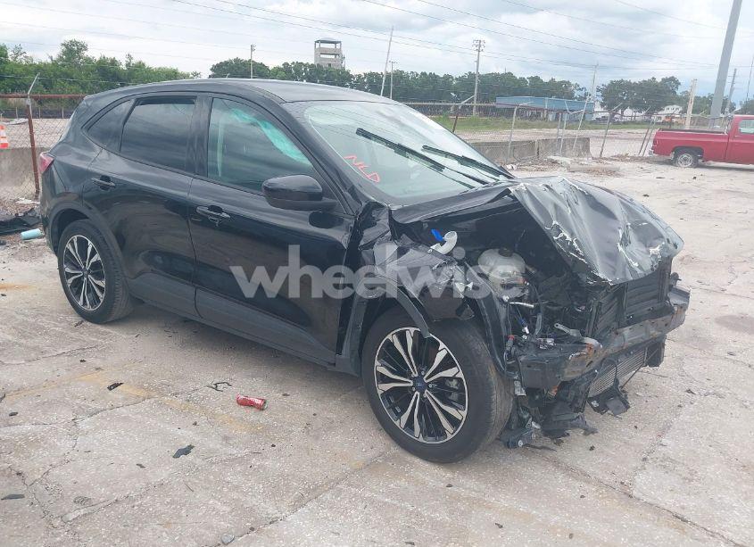 2022 Ford Escape SE (VIN 1FMCU0G64NUA91023) main photo