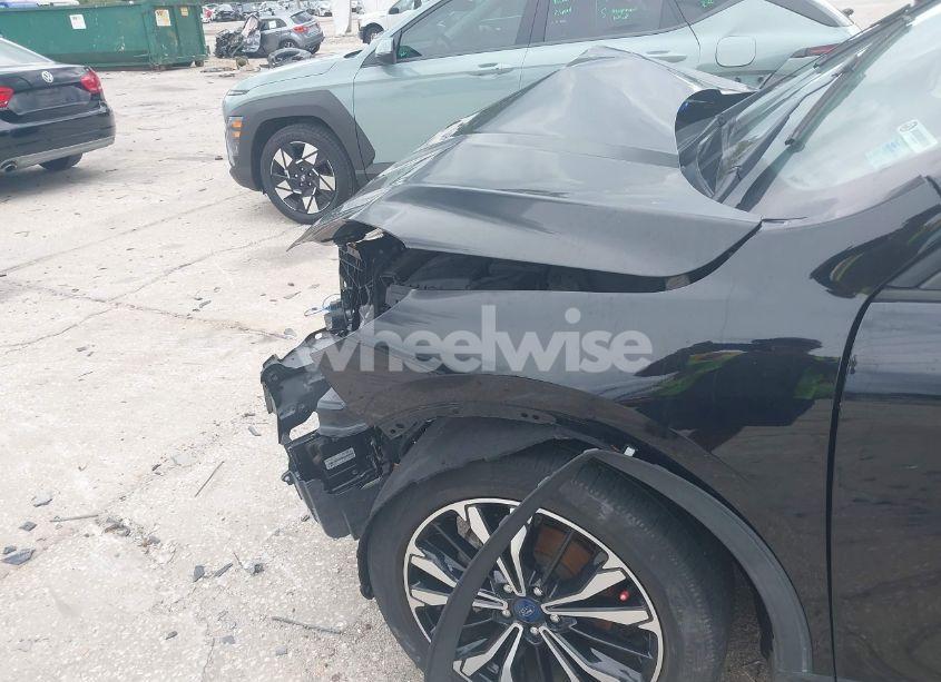 Photo 21 of 2022 Ford Escape SE (VIN 1FMCU0G64NUA91023)