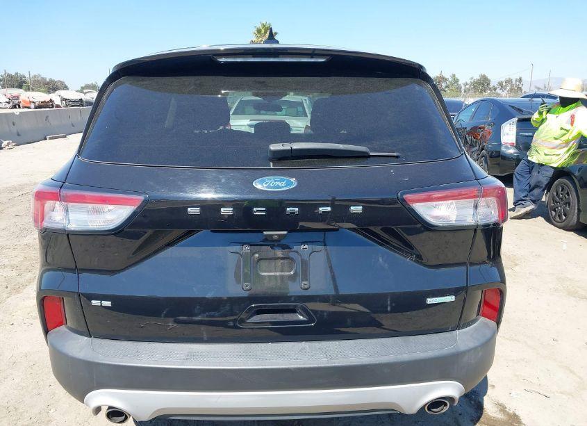 Photo 16 of 2020 Ford Escape SE (VIN 1FMCU0G65LUA35346)