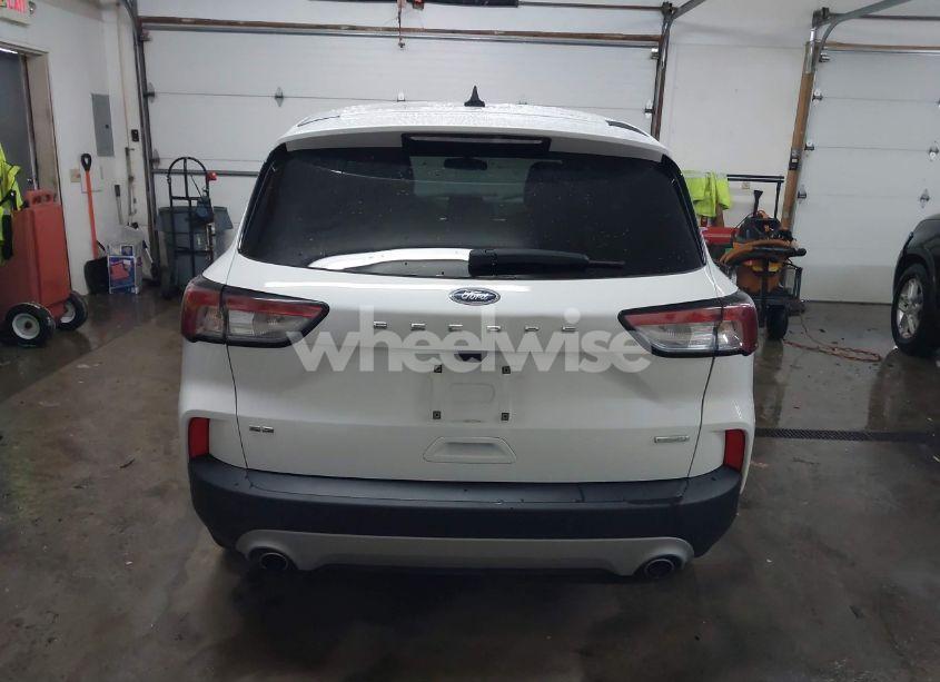 Photo 17 of 2020 Ford Escape SE (VIN 1FMCU0G65LUA83378)