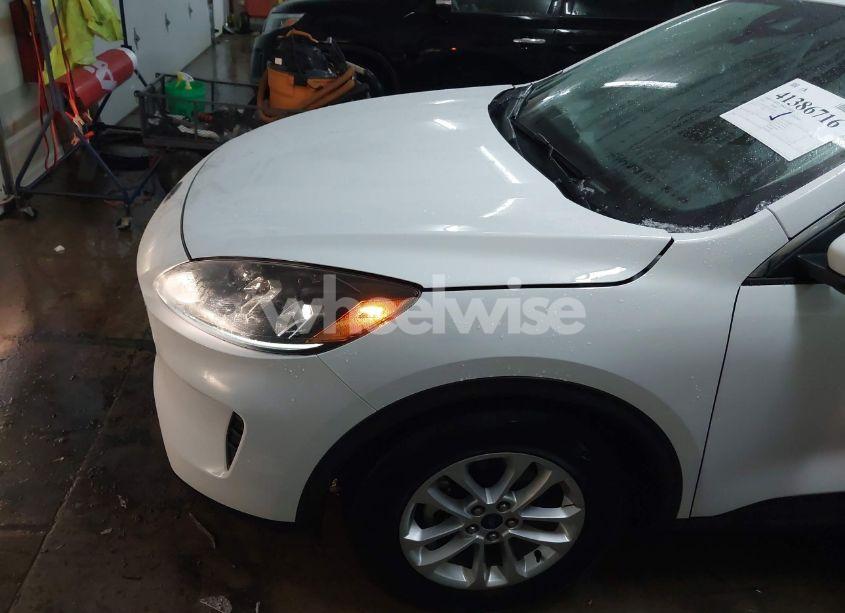 Photo 20 of 2020 Ford Escape SE (VIN 1FMCU0G65LUA83378)