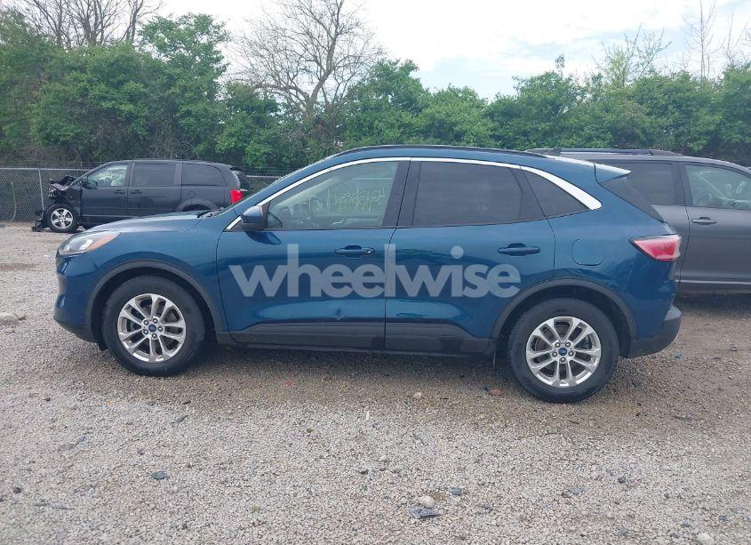 Photo 14 of 2020 Ford Escape SE (VIN 1FMCU0G65LUA98916)