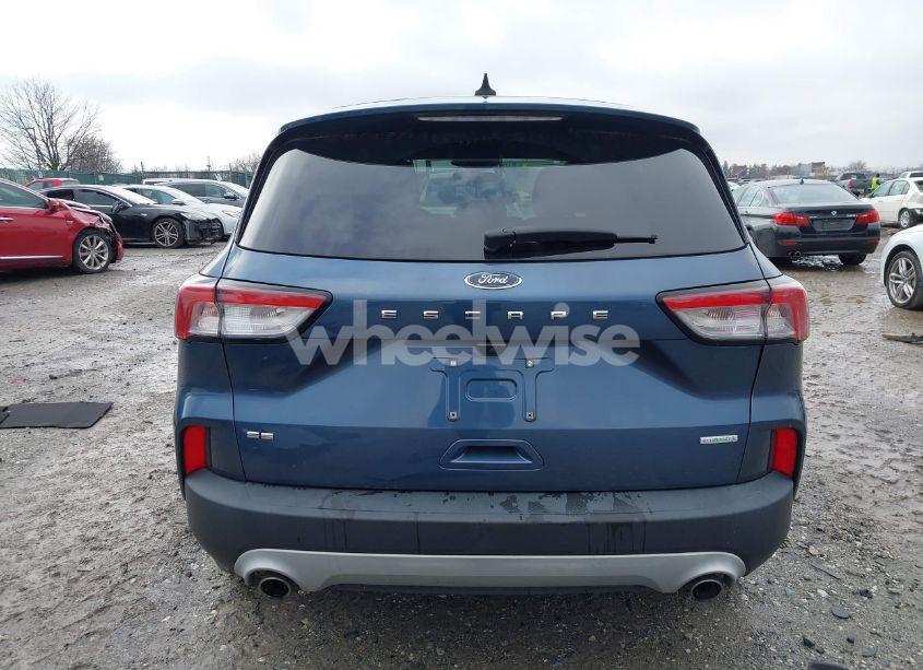 Photo 17 of 2020 Ford Escape SE (VIN 1FMCU0G65LUC38155)