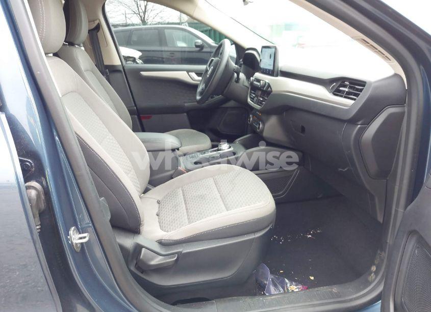 Photo 5 of 2020 Ford Escape SE (VIN 1FMCU0G65LUC38155)