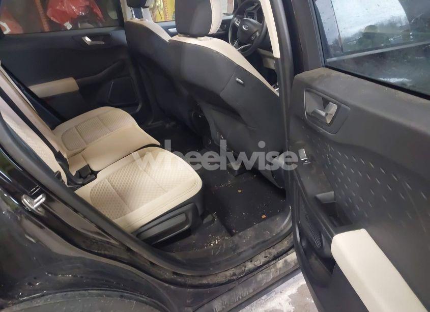 Photo 8 of 2020 Ford Escape SE (VIN 1FMCU0G65LUC46952)