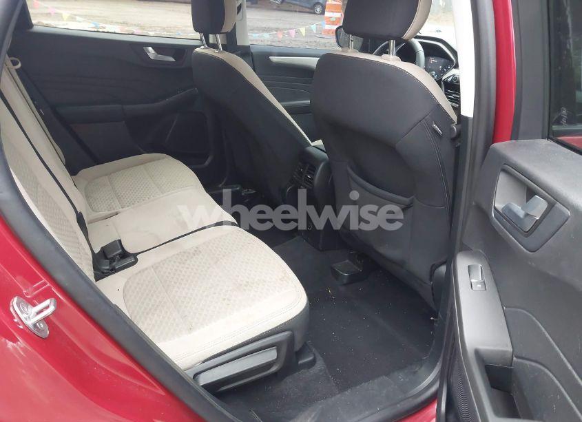 Photo 8 of 2021 Ford Escape SE (VIN 1FMCU0G65MUA46753)