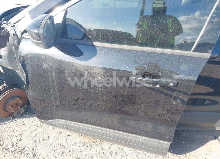 Photo 17 of 2021 Ford Escape SE (VIN 1FMCU0G65MUB00245)