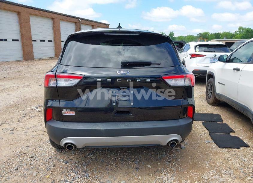 Photo 16 of 2022 Ford Escape SE (VIN 1FMCU0G65NUA54496)