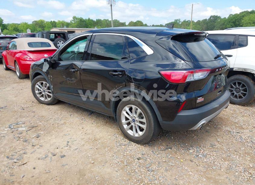 Photo 3 of 2022 Ford Escape SE (VIN 1FMCU0G65NUA54496)