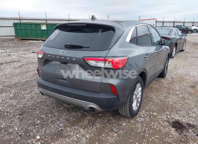 Photo 4 of 2022 Ford Escape SE (VIN 1FMCU0G65NUB32467)