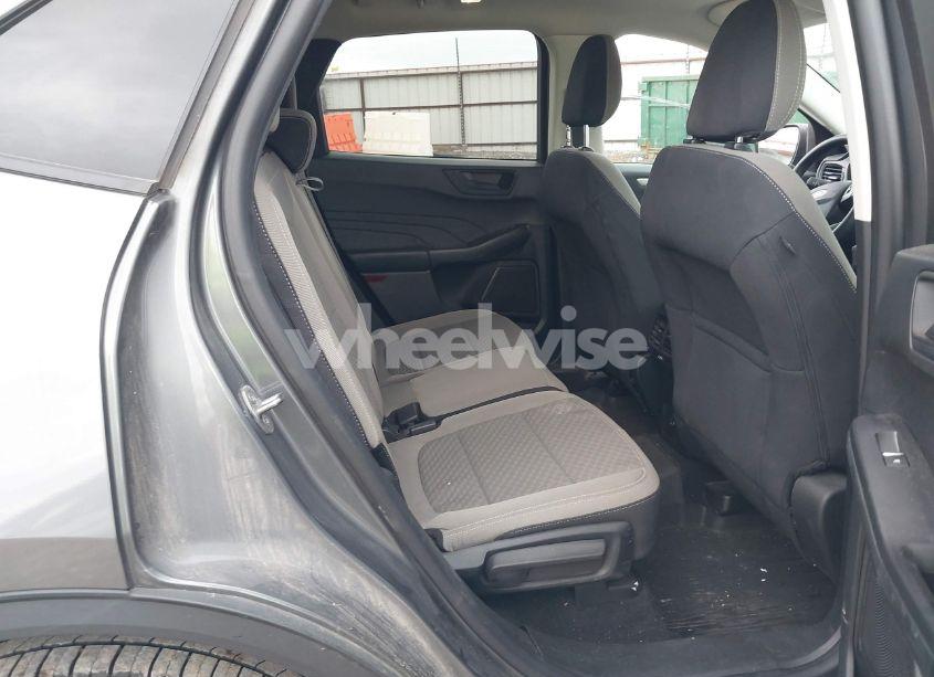 Photo 8 of 2022 Ford Escape SE (VIN 1FMCU0G65NUB32467)