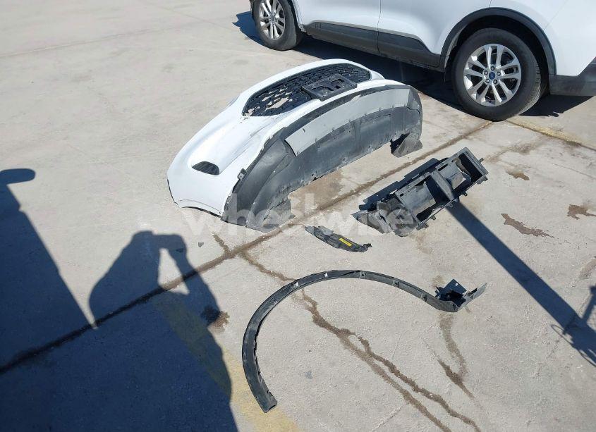 Photo 12 of 2020 Ford Escape SE (VIN 1FMCU0G66LUA31581)