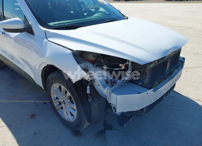 Photo 6 of 2020 Ford Escape SE (VIN 1FMCU0G66LUA31581)