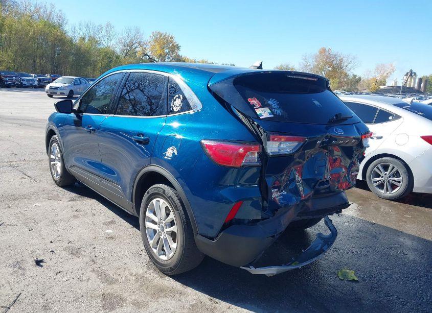 Photo 3 of 2020 Ford Escape SE (VIN 1FMCU0G66LUB41305)