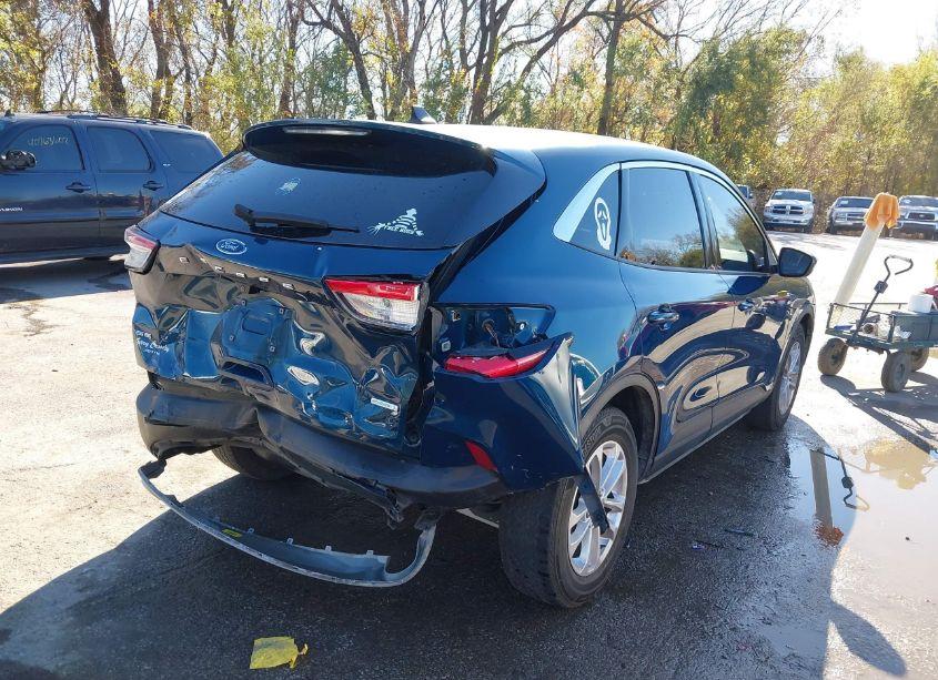 Photo 4 of 2020 Ford Escape SE (VIN 1FMCU0G66LUB41305)