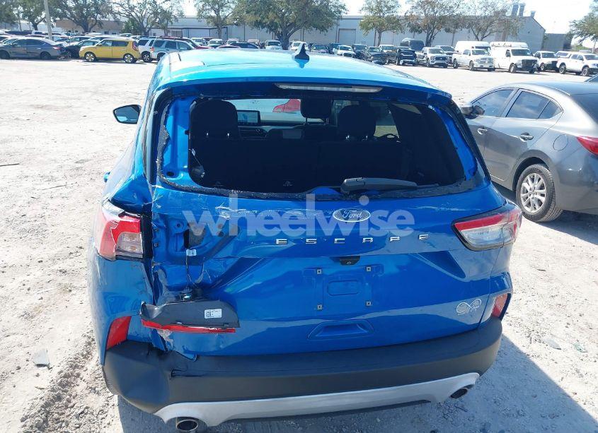 Photo 17 of 2020 Ford Escape SE (VIN 1FMCU0G66LUC53649)