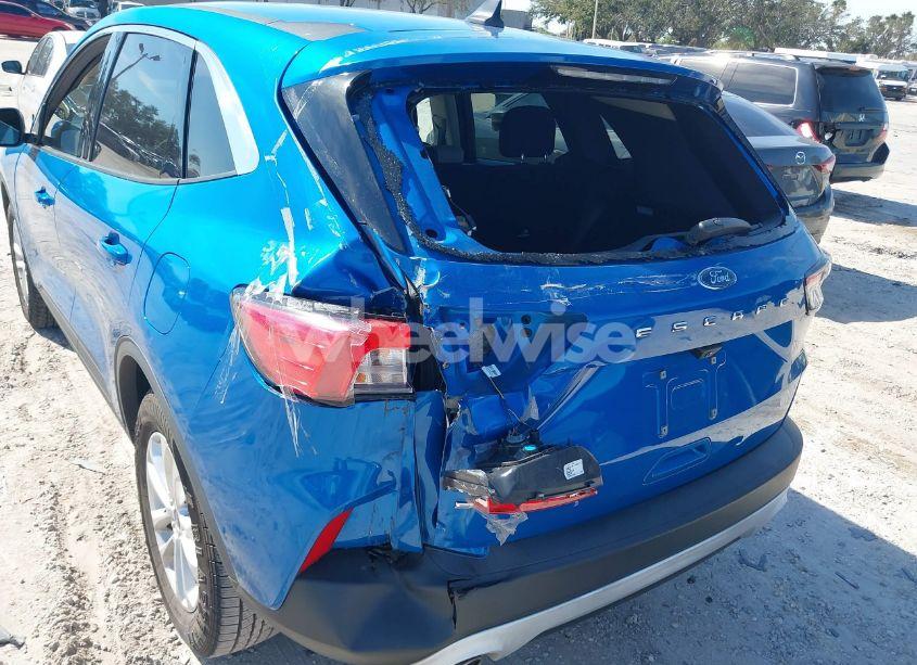 Photo 19 of 2020 Ford Escape SE (VIN 1FMCU0G66LUC53649)