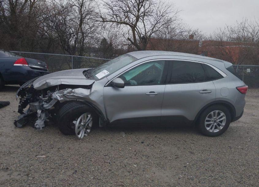 Photo 15 of 2021 Ford Escape SE (VIN 1FMCU0G66MUA05581)