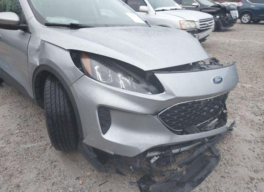 Photo 19 of 2021 Ford Escape SE (VIN 1FMCU0G66MUA05581)