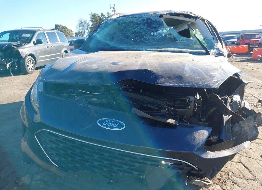 Photo 12 of 2021 Ford Escape SE (VIN 1FMCU0G66MUA32117)