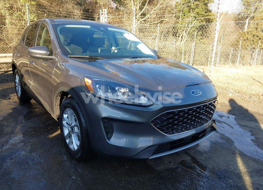 2021 Ford Escape SE (VIN 1FMCU0G66MUA49290) main photo