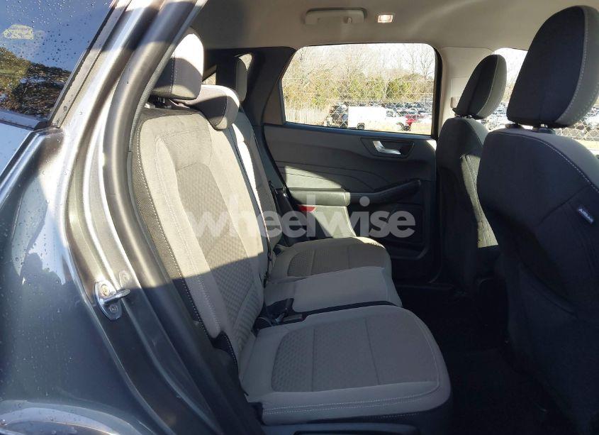 Photo 8 of 2021 Ford Escape SE (VIN 1FMCU0G66MUA49290)