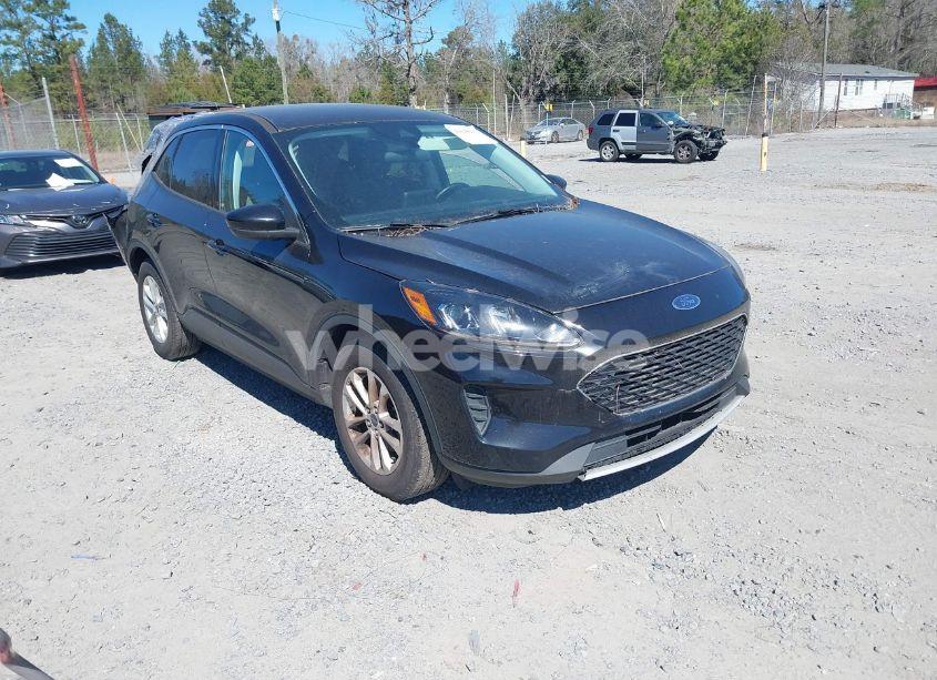 2021 Ford Escape SE (VIN 1FMCU0G66MUA78319) main photo