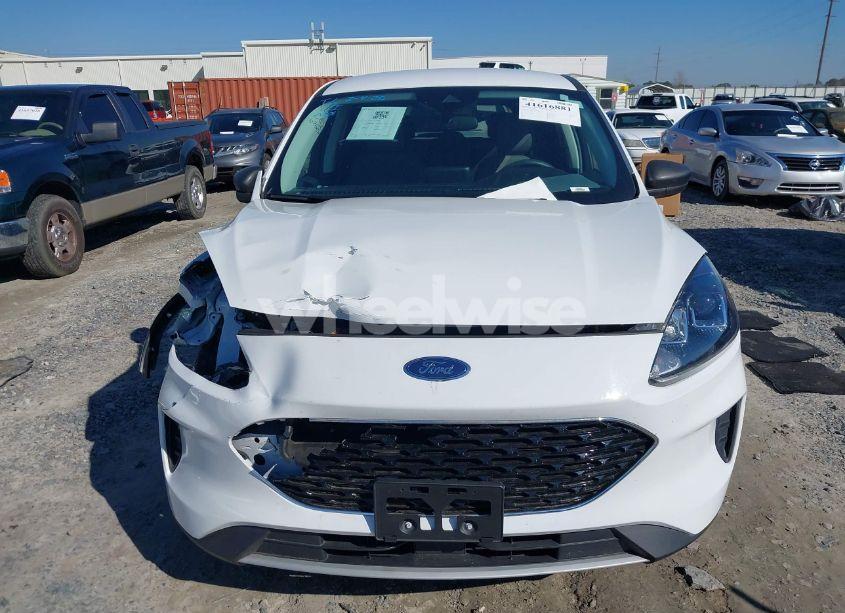 Photo 12 of 2022 Ford Escape SE (VIN 1FMCU0G66NUA68195)