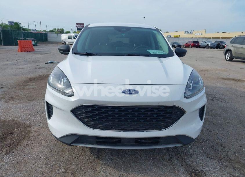 Photo 12 of 2022 Ford Escape SE (VIN 1FMCU0G66NUB01020)