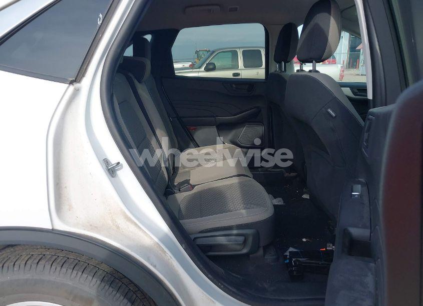 Photo 8 of 2022 Ford Escape SE (VIN 1FMCU0G66NUB01020)