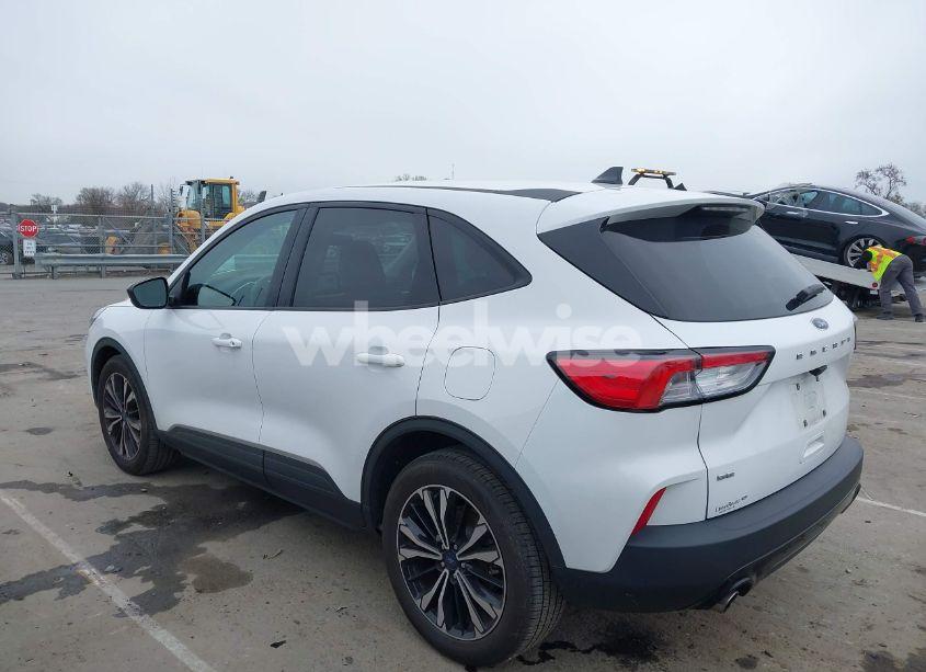 Photo 14 of 2022 Ford Escape SE (VIN 1FMCU0G66NUB34938)