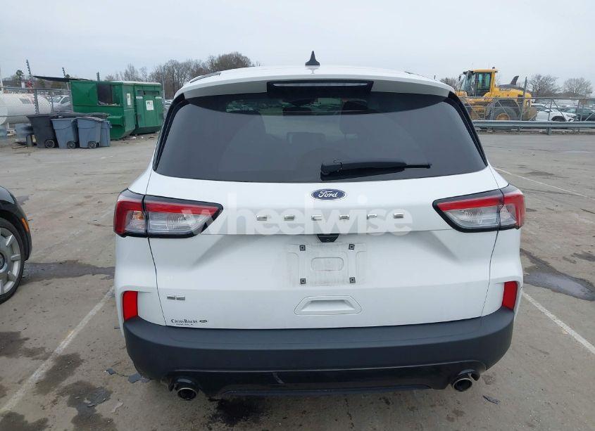 Photo 16 of 2022 Ford Escape SE (VIN 1FMCU0G66NUB34938)