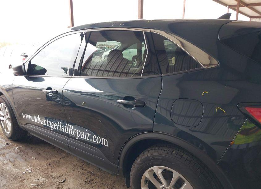 Photo 14 of 2022 Ford Escape SE (VIN 1FMCU0G66NUC00923)