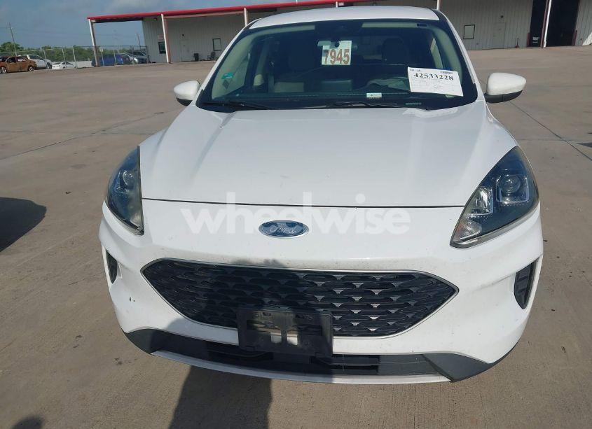 Photo 12 of 2020 Ford Escape SE (VIN 1FMCU0G67LUA10190)