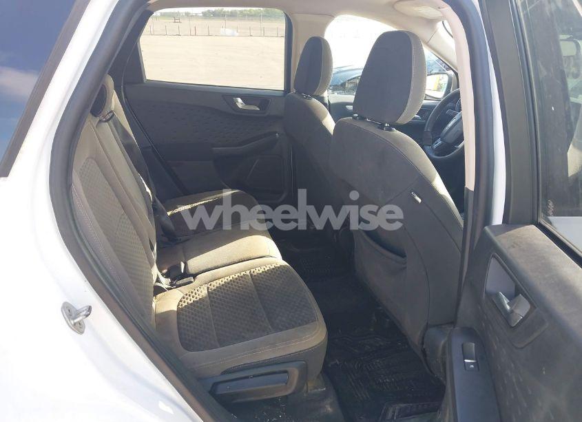 Photo 8 of 2020 Ford Escape SE (VIN 1FMCU0G67LUA10190)