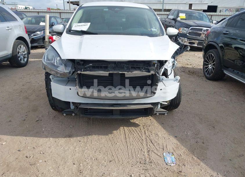Photo 13 of 2020 Ford Escape SE (VIN 1FMCU0G67LUB02058)