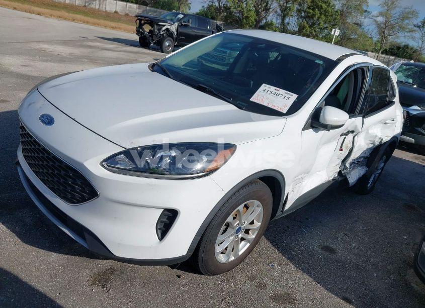 Photo 6 of 2020 Ford Escape SE (VIN 1FMCU0G67LUB73986)